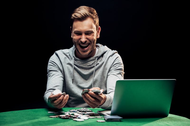 Prestaties van online casino's vs. offline casino's