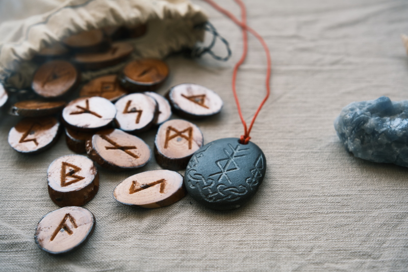 Runen, hun symboliek en betekenis!