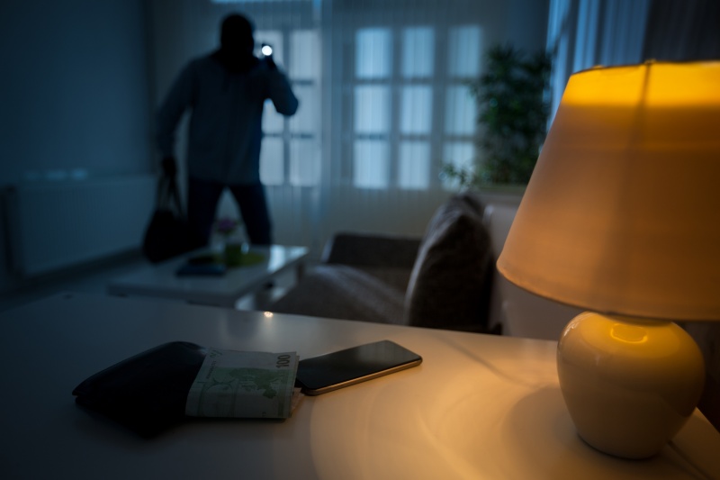 inbreker in huis