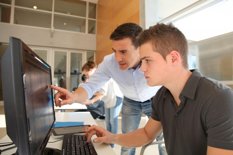 student aan het werk