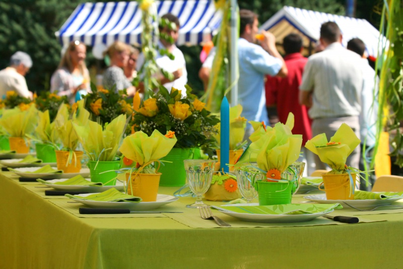 Dit moet je huren voor een perfect feestje in jouw tuin