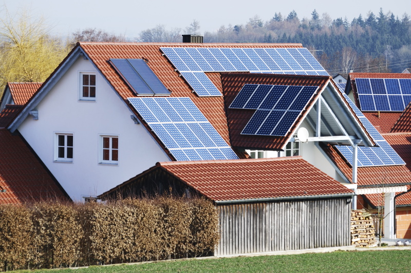 Stroom van Zonnepanelen thuis opslaan, dat kan!