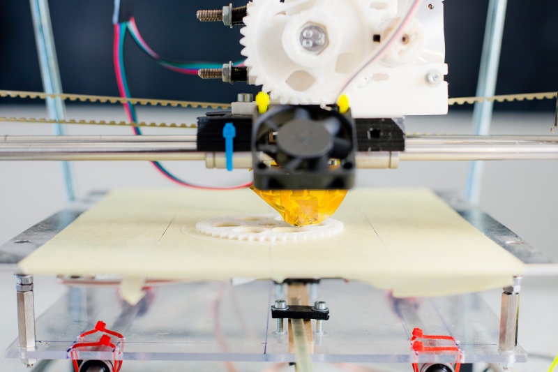 Een 3D-printer aan het printen
